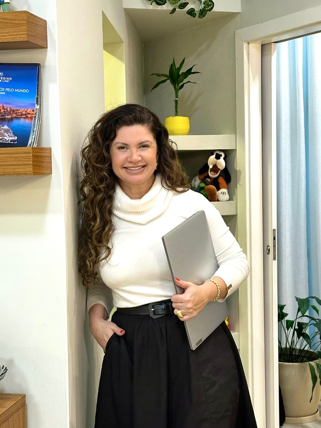 Colaboradora Flávia