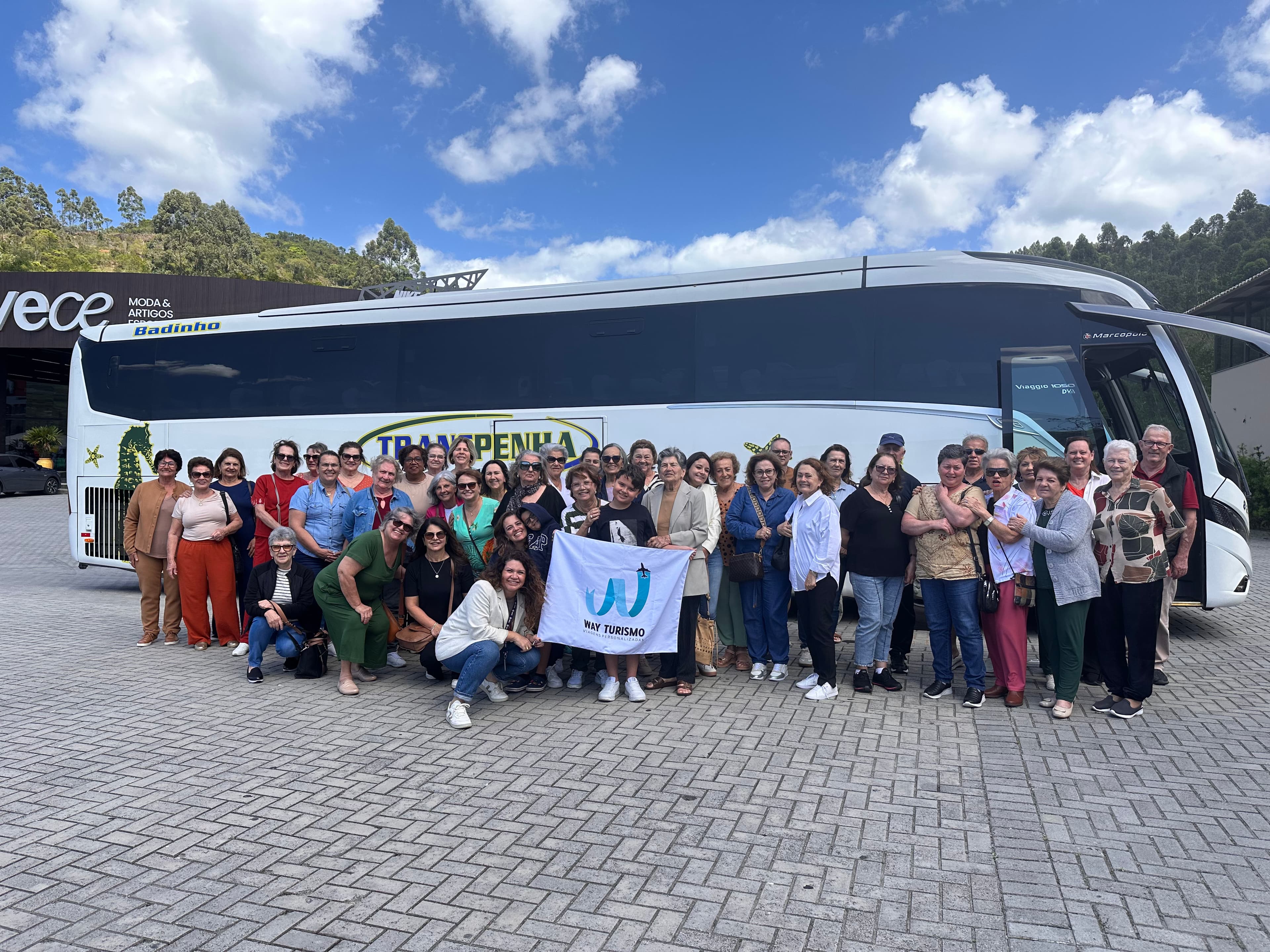 Foto de viagem em grupo 11